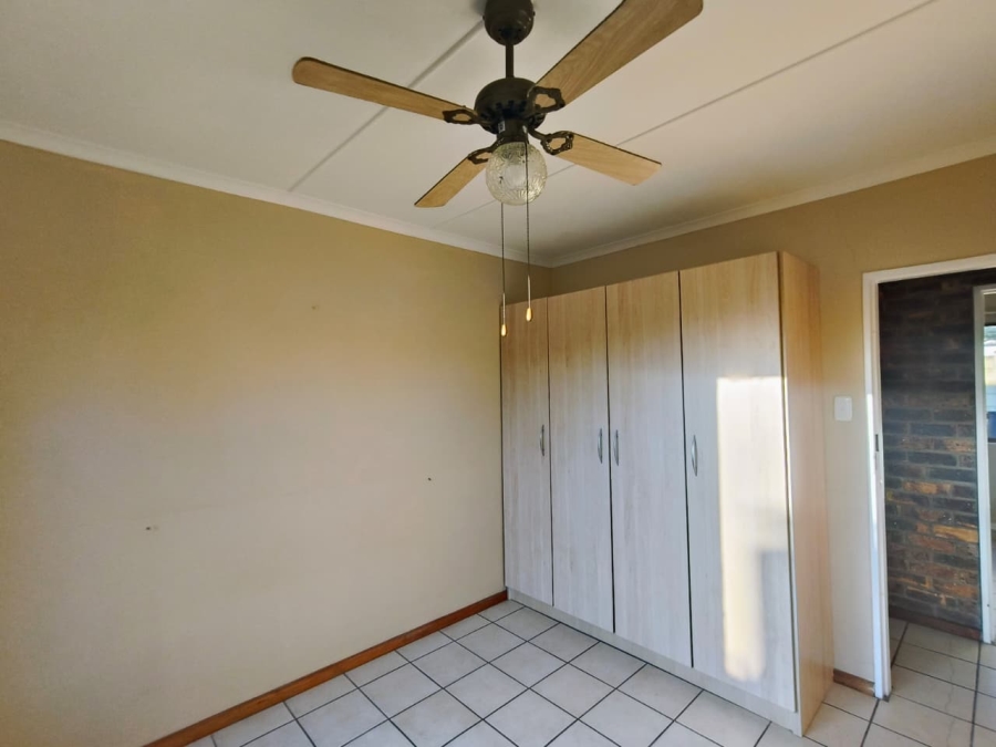 3 Bedroom Property for Sale in Wavecrest Eastern Cape